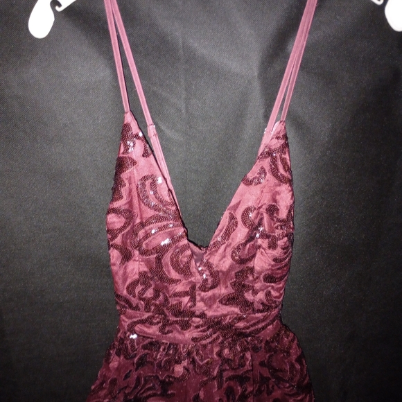 NWT Lulu's Sweetest Celebrations Wine Red Sequin Skater Mini Dress Size Medium - Picture 5 of 13